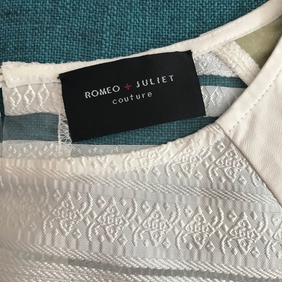 ❗️2/$10 romeo & juliet couture white crop top - Picture 2 of 3